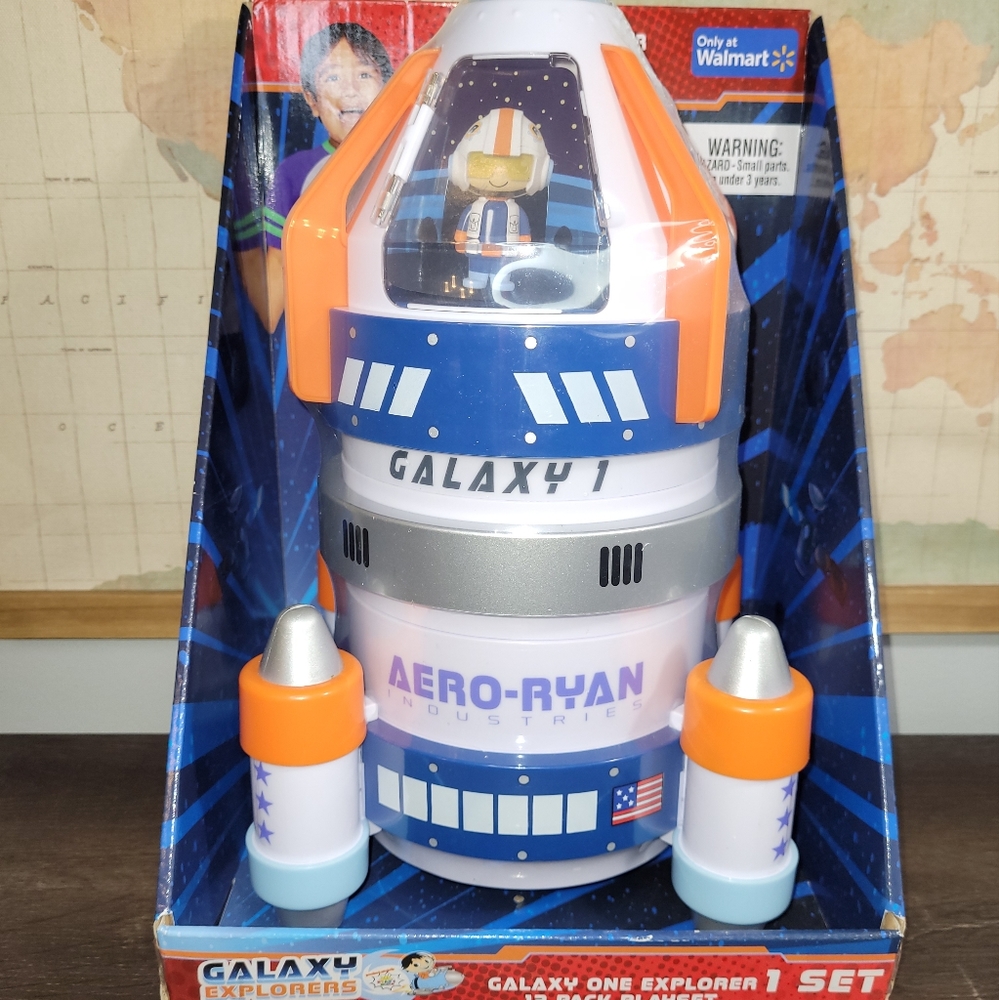 BRAND NEW Ryan's World Galaxy Explorers Galaxy One Explorer Exclusive 12-Pack